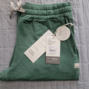 Vuori Performance Joggers